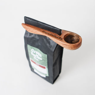 Oak Clip Scoop used as clip